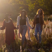 Load image into Gallery viewer, The Beth - Vegan Suede Fringe Jackets (3 Colours) no