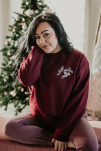 Load image into Gallery viewer, The Auntie Wildflower - Crewneck Sweatshirts